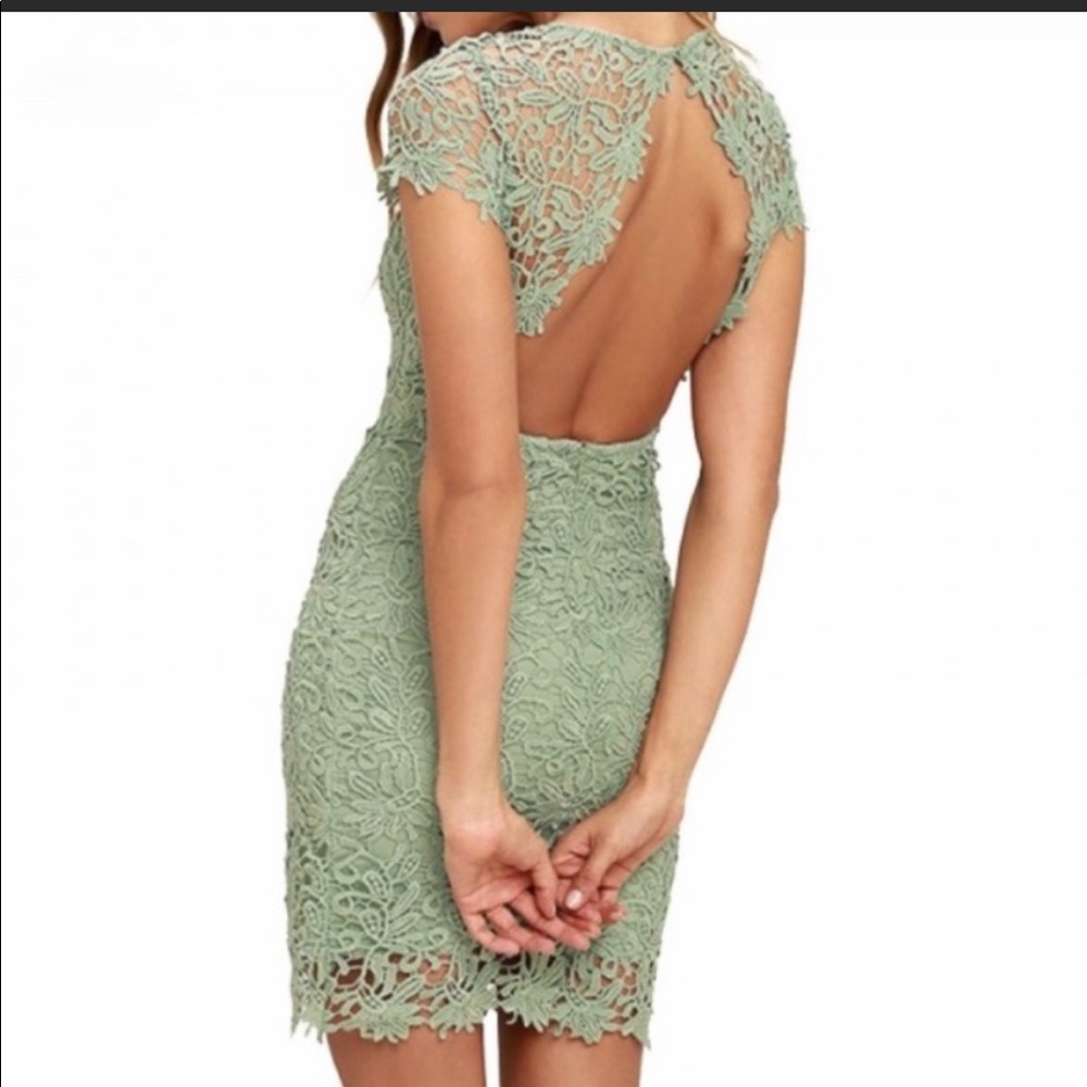 Lulu’s women’s Romance Language backless lace mint green mini dress - small NWT - Picture 2 of 12